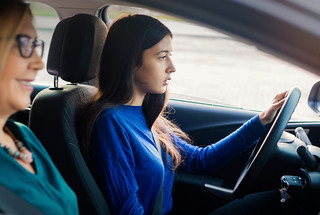 En juin 2020, mise en place du contrat type de permis de conduire