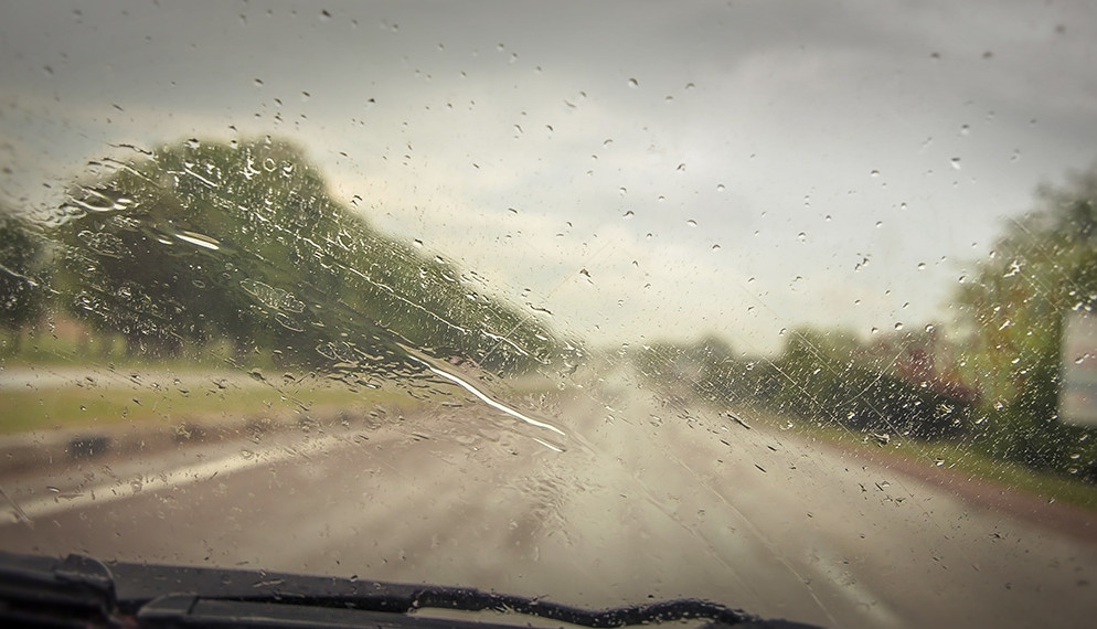 La pluie au volant : attention, danger !